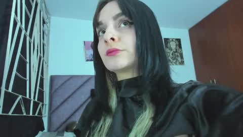 KARINNA  RAVEN online show from 10, 2, 2026