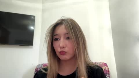 Snapshot of karissagius chatting on 10, 7, 2026 karissagius online show from 10, 7, 2026