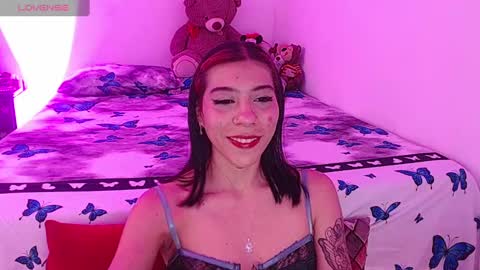 Snapshot of karla0524 chatting on 19, 9, 2025 KARLA online show from 19, 9, 2025