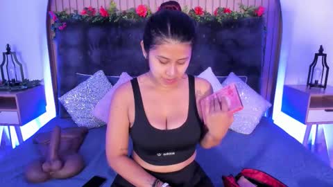 Karla Gonzaless online show from 20, 9, 2025