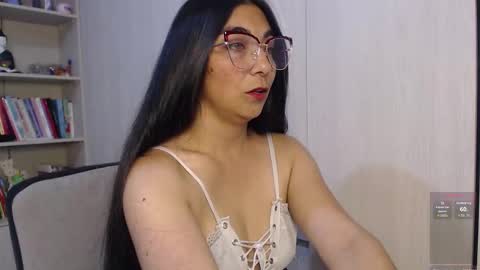 Karla  online show from 19, 12, 2025