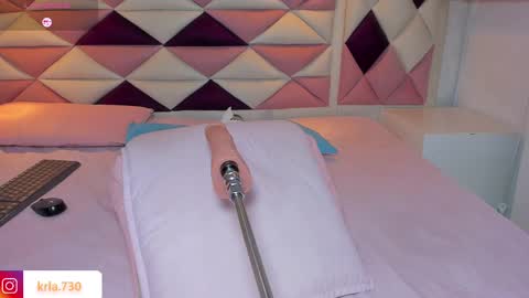 karolina  online show from 15, 2, 2025