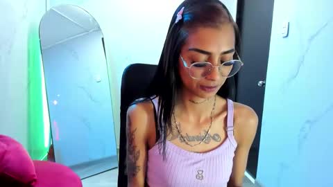 karlaslutskinny__ online show from 17, 10, 2025