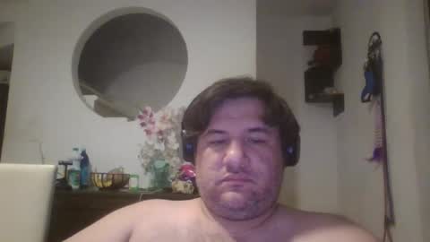 Snapshot of karlmagnus19 chatting on 2, 6, 2026 karlmagnus19 online show from 2, 6, 2026