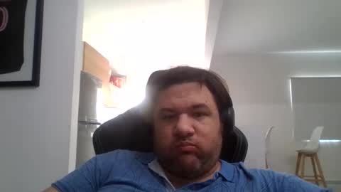 Snapshot of karlmagnus19 chatting on 7, 6, 2026 karlmagnus19 online show from 7, 6, 2026