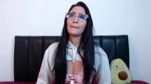Snapshot of karlota_hank chatting on 21, 6, 2026 Karlis online show from 21, 6, 2026
