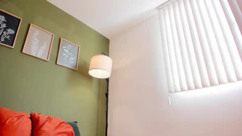 Karlye online show from 6, 10, 2025