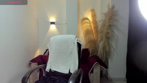 Snapshot of karlye_hot chatting on 13, 6, 2026 KARLYE online show from 13, 6, 2026