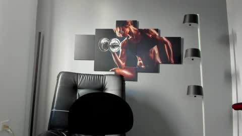   online show from 15, 12, 2024