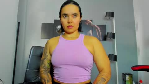   online show from 28, 2, 2025