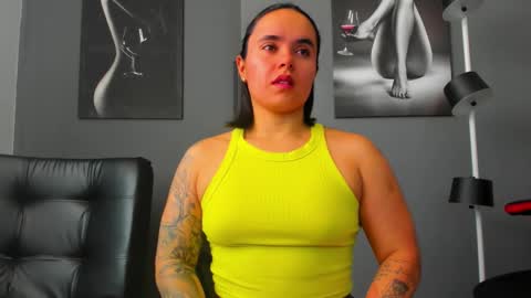   online show from 1, 11, 2025