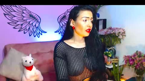 Karol Kenedy online show from 4, 10, 2025