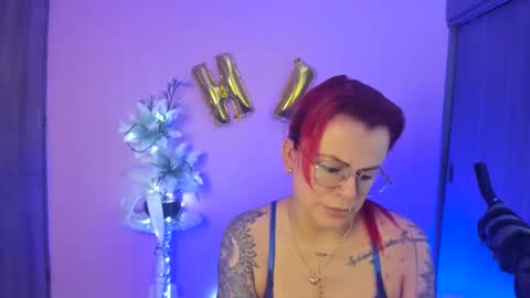 Snapshot of karol_milf__ chatting on 25, 12, 2024 kAROL MILF online show from 25, 12, 2024