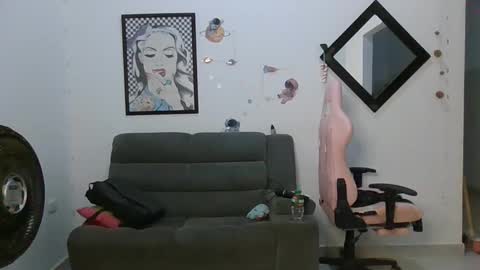    online show from 29, 12, 2024