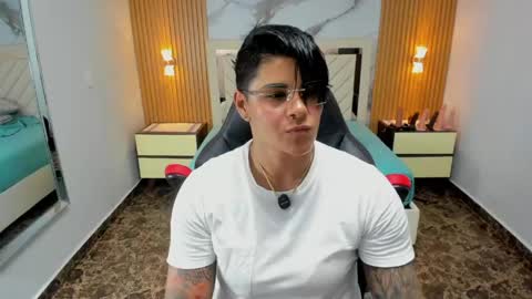 Snapshot of karolandluna chatting on 22, 4, 2026 Karol and Luna online show from 22, 4, 2026