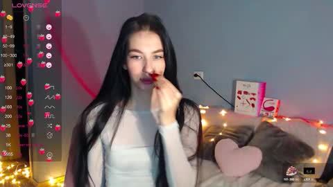 Kira online show from 2, 10, 2025