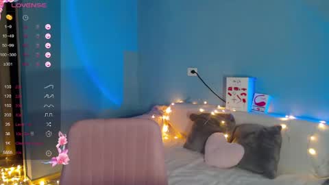 Kira online show from 6, 4, 2026