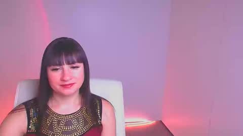 Caroline online show from 15, 12, 2024