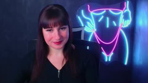 Caroline online show from 18, 12, 2024