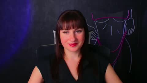 Caroline online show from 20, 12, 2024