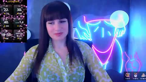 Caroline online show from 5, 3, 2025