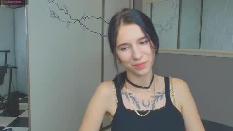 Snapshot of karolinablack chatting on 8, 12, 2024 Karolina online show from 8, 12, 2024