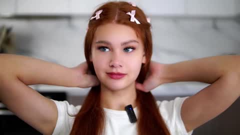 lina online show from 4, 12, 2025