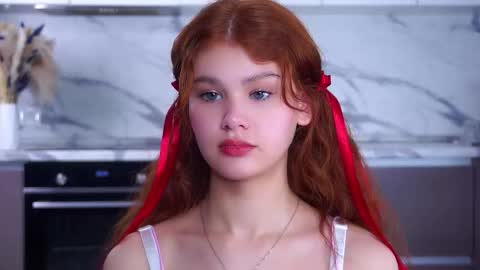 lina online show from 16, 12, 2025