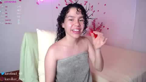 Karolina 3 online show from 26, 2, 2025