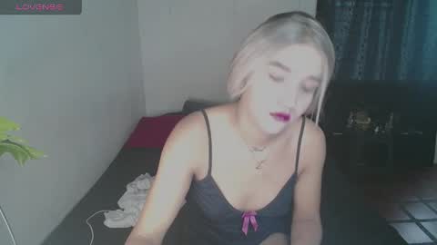 Snapshot of kary_blush chatting on 19, 5, 2026 kary_blush online show from 19, 5, 2026