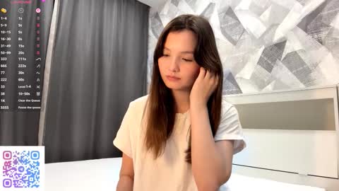 Snapshot of kassandrataulbee chatting on 7, 10, 2025 Kira online show from 7, 10, 2025