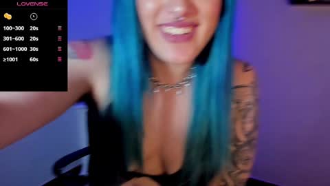 Snapshot of kat_apple chatting on 31, 12, 2024 Alicia online show from 31, 12, 2024