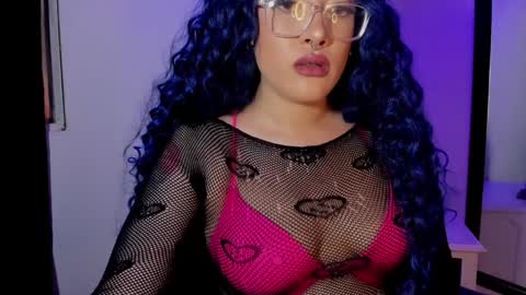 Snapshot of kat_apple chatting on 31, 1, 2025 Alicia online show from 31, 1, 2025