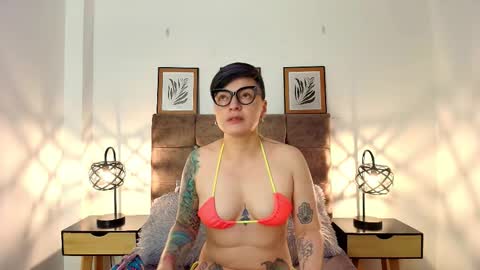 kat paradisse online show from 15, 3, 2026