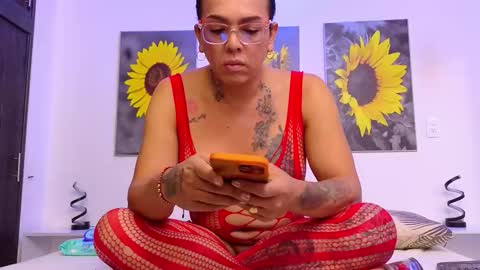 Katalina online show from 14, 11, 2025