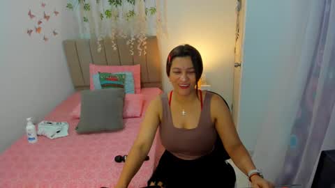 kataleyarios01 online show from 22, 1, 2025