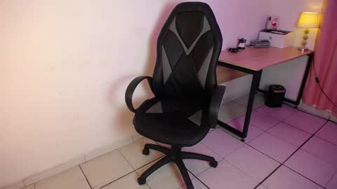       Katalina Miles      online show from 11, 2, 2025