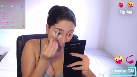 Snapshot of kate_arden chatting on 20, 12, 2024 Carla Palmer online show from 20, 12, 2024