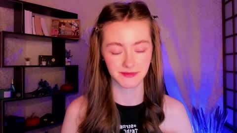 Snapshot of kate_cuddle chatting on 9, 12, 2024 Kate online show from 9, 12, 2024