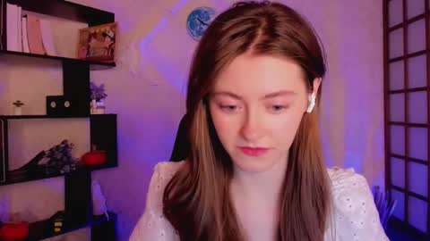 Snapshot of kate_cuddle chatting on 10, 12, 2024 Kate online show from 10, 12, 2024