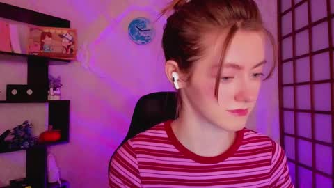 Snapshot of kate_cuddle chatting on 13, 12, 2024 Kate online show from 13, 12, 2024