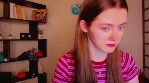 Snapshot of kate_cuddle chatting on 23, 12, 2024 Kate online show from 23, 12, 2024