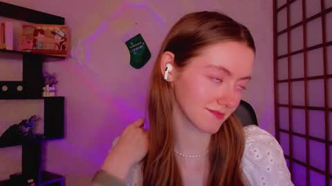 Snapshot of kate_cuddle chatting on 31, 12, 2024 Kate online show from 31, 12, 2024