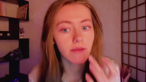 Snapshot of kate_cuddle chatting on 28, 2, 2025 Kate online show from 28, 2, 2025