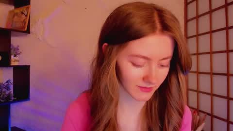 Snapshot of kate_cuddle chatting on 5, 3, 2025 Kate online show from 5, 3, 2025