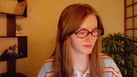 Snapshot of kate_cuddle chatting on 12, 3, 2025 Kate online show from 12, 3, 2025