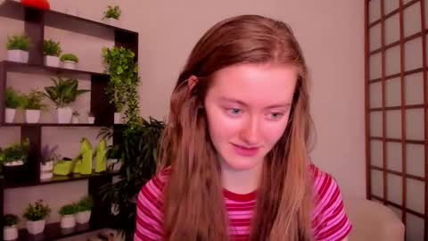 Snapshot of kate_cuddle chatting on 11, 9, 2025 Kate online show from 11, 9, 2025