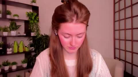 Snapshot of kate_cuddle chatting on 19, 9, 2025 Kate online show from 19, 9, 2025