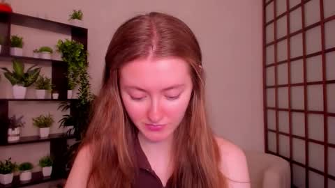 Snapshot of kate_cuddle chatting on 25, 9, 2025 Kate online show from 25, 9, 2025