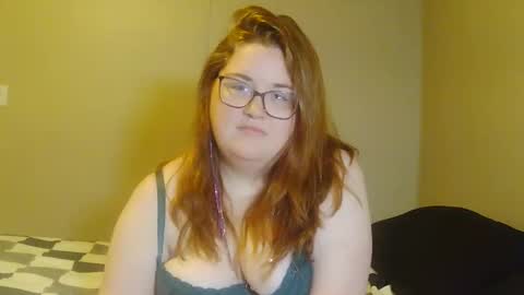 Snapshot of kate_evems chatting on 14, 9, 2025 kate_evems online show from 14, 9, 2025